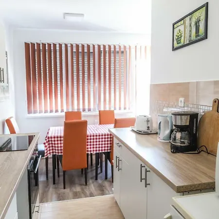Erika Apartman Apartmán Harkány