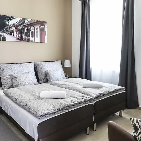 Erika Apartman